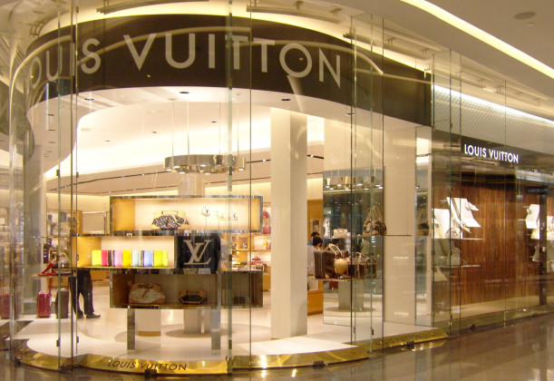 Louis Vuitton Boutique - Spi-it