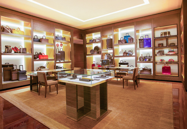Louis Vuitton Boutique - Spi-it